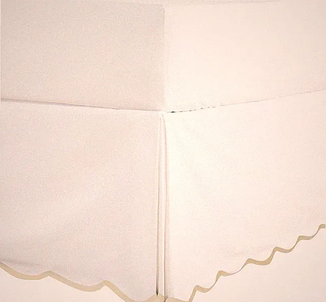 Easy Fit Scallop Edge King Bed Skirt - Off White 14 Inch Drop Anti-Slip Skirt